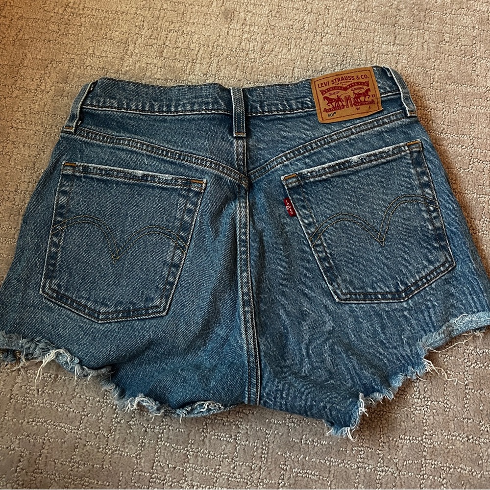 501 Levi shorts